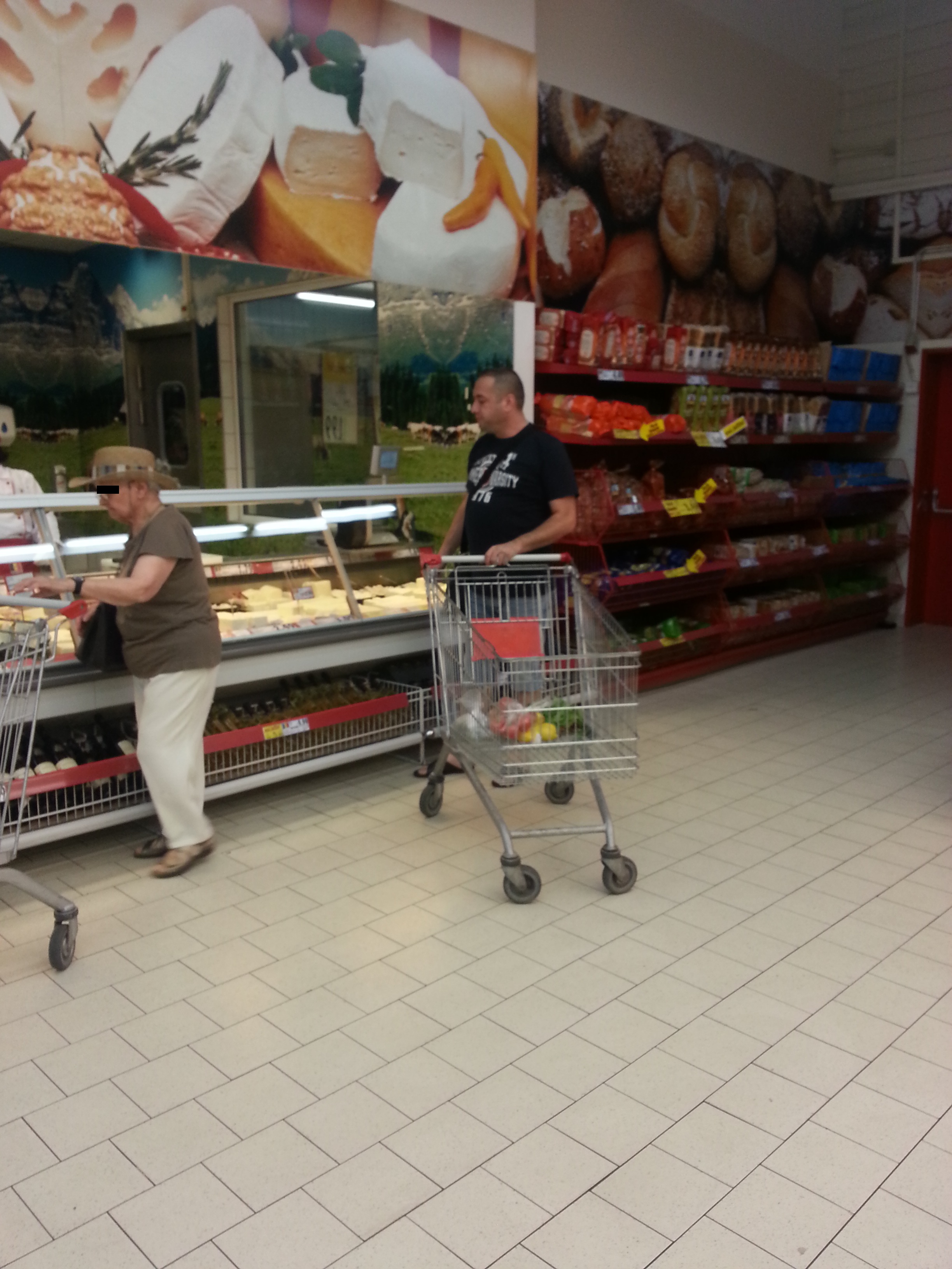 Leo de la Strehaia a poftit la branza