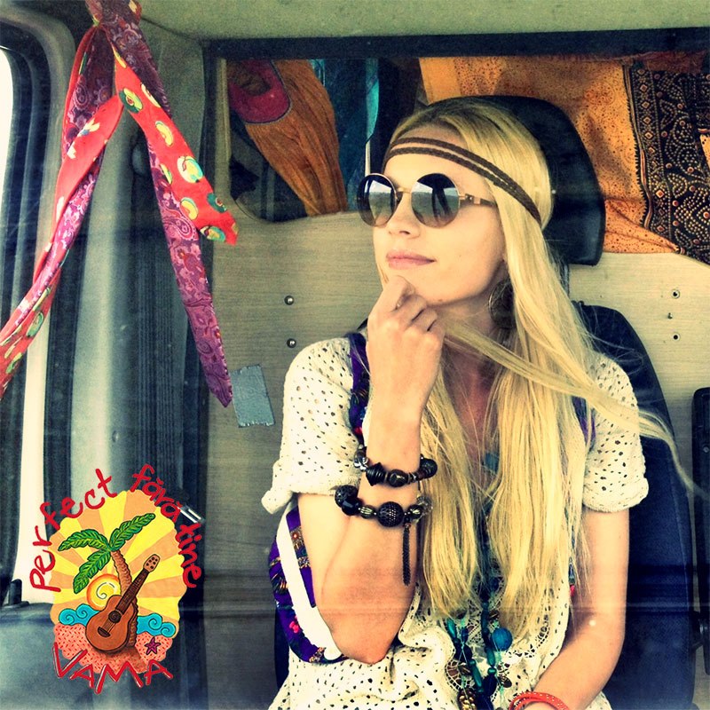 Modelul Andreea Cohut face