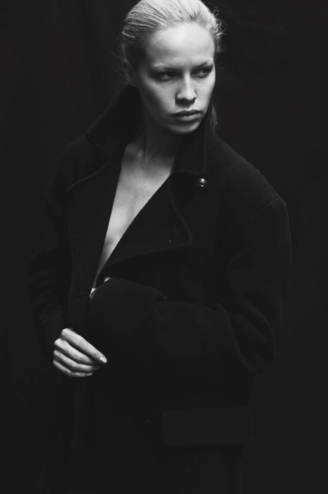 Andreea Cohut este fotomodel si a castigat casting-ul organizat de Vama in urma unei competitii la care au participat 70 de tinere