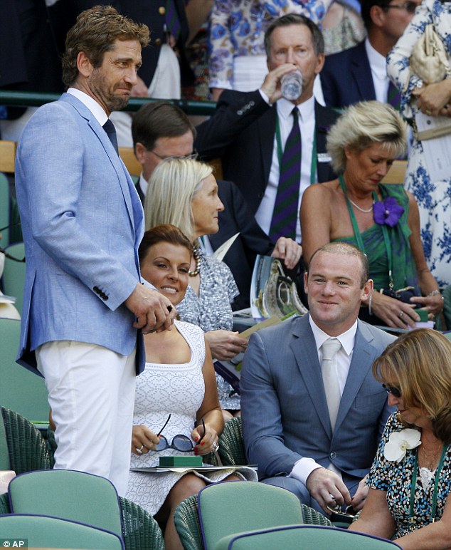 Actorul Gerard Butler a venit la finala Wimbledon fara iubita lui, Madalina Ghenea