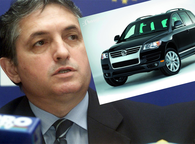 Presedintele Oficiului National de Prevenire si Combatere a Spalarii Banilor, Neculae Plaiasu – Volkswagen Touareg