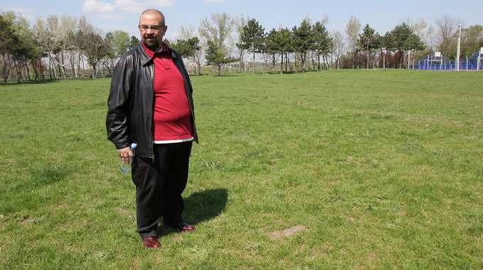 Piedone muta in aceasta seara palmierii pe palja ecologica de la Oraselul Copiilor