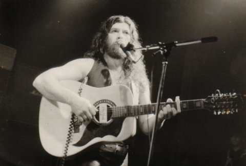 Liderul Phoenix in urma cu multi ani