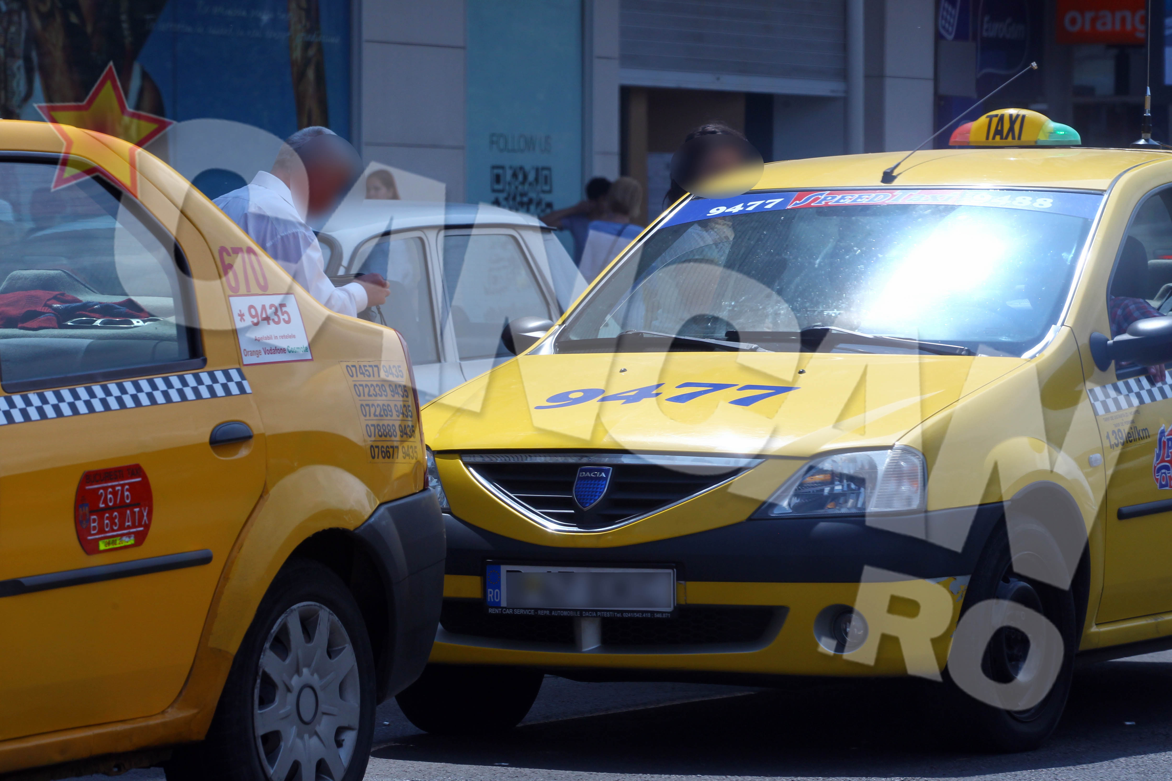 Cei doi, tata si fiica, au luat un taxi din centrul Bucurestiului
