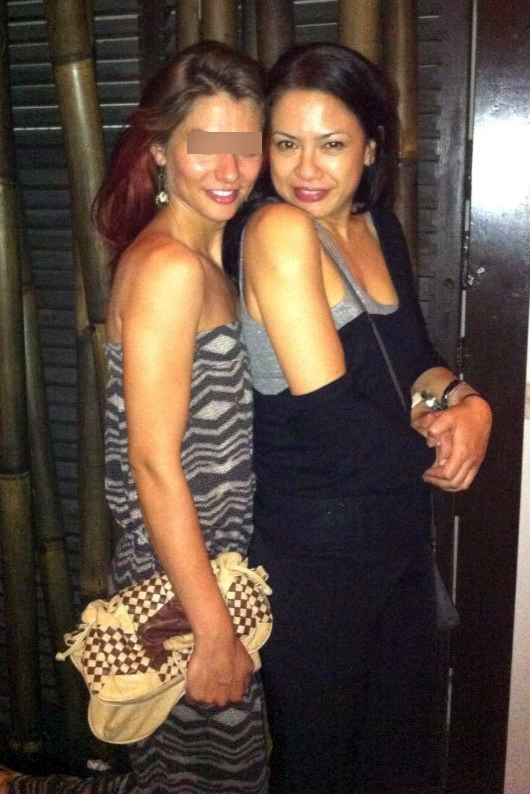 Medic stomatolog de profesie, frumoasa indonezianca stie sa-si puna farmecele in valoare