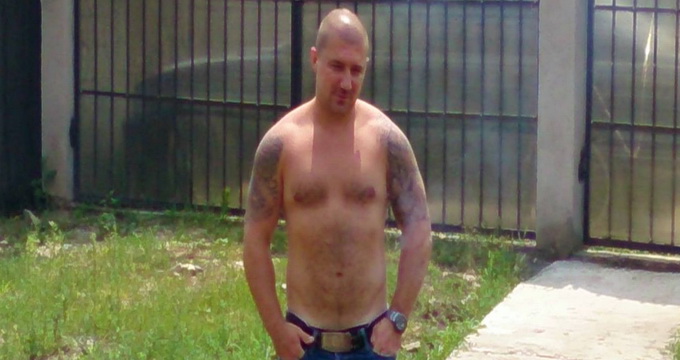 Iustin Covei are mai multe tatuaje pe corp