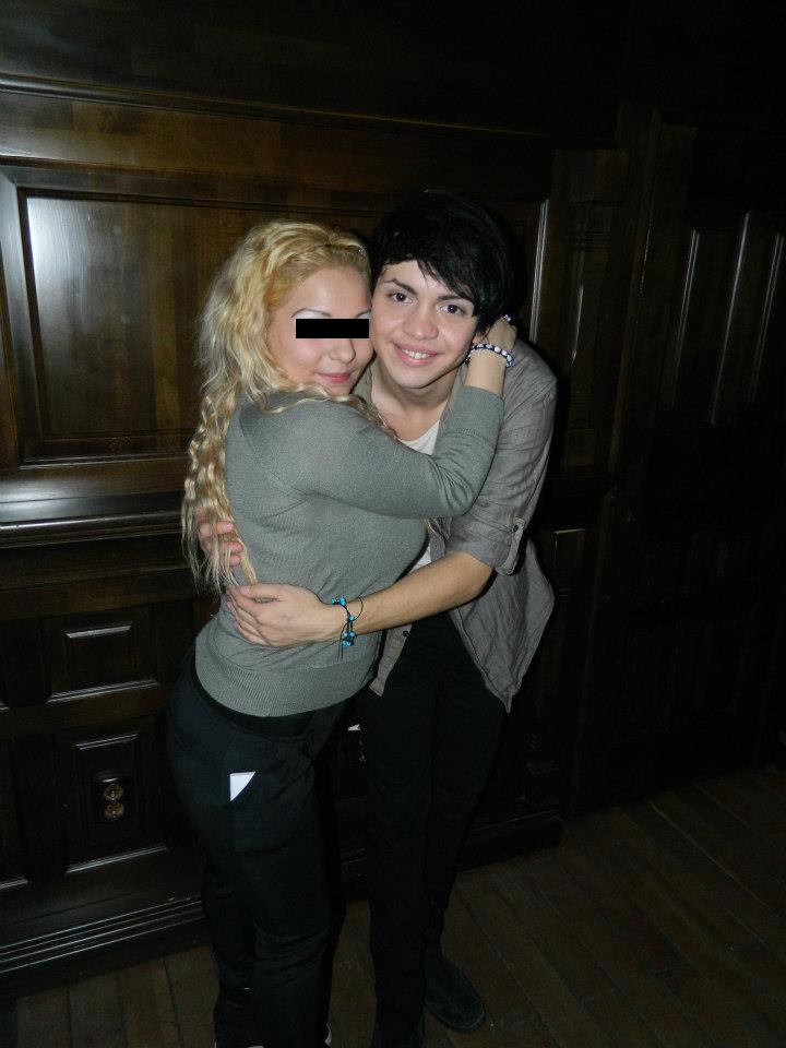 Blonda care i-a furat mintile lui Robert