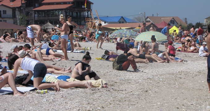 Record de turisti de Rusalii pe litoral