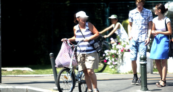 Mioara Iordache unii dintre putini biciclisti care respecta noul cod rutier