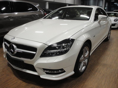 Asa arata masina pe care Raluca a primit-o cadou de la Pepe