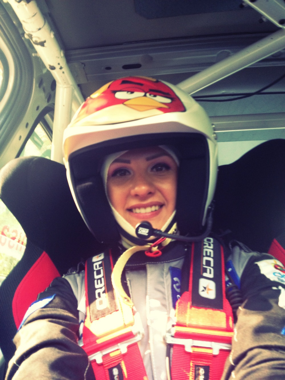 Denisa si pilotul Raul vor musai sa obtina un loc pe podium