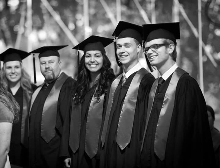 Tanara s-a impotrivit parintilor cand au vrut sa o marite de doua ori la varta de 14 ani