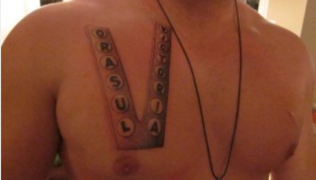 Jimmy Tyler a postat imaginele cu tatuajul sau pe internet