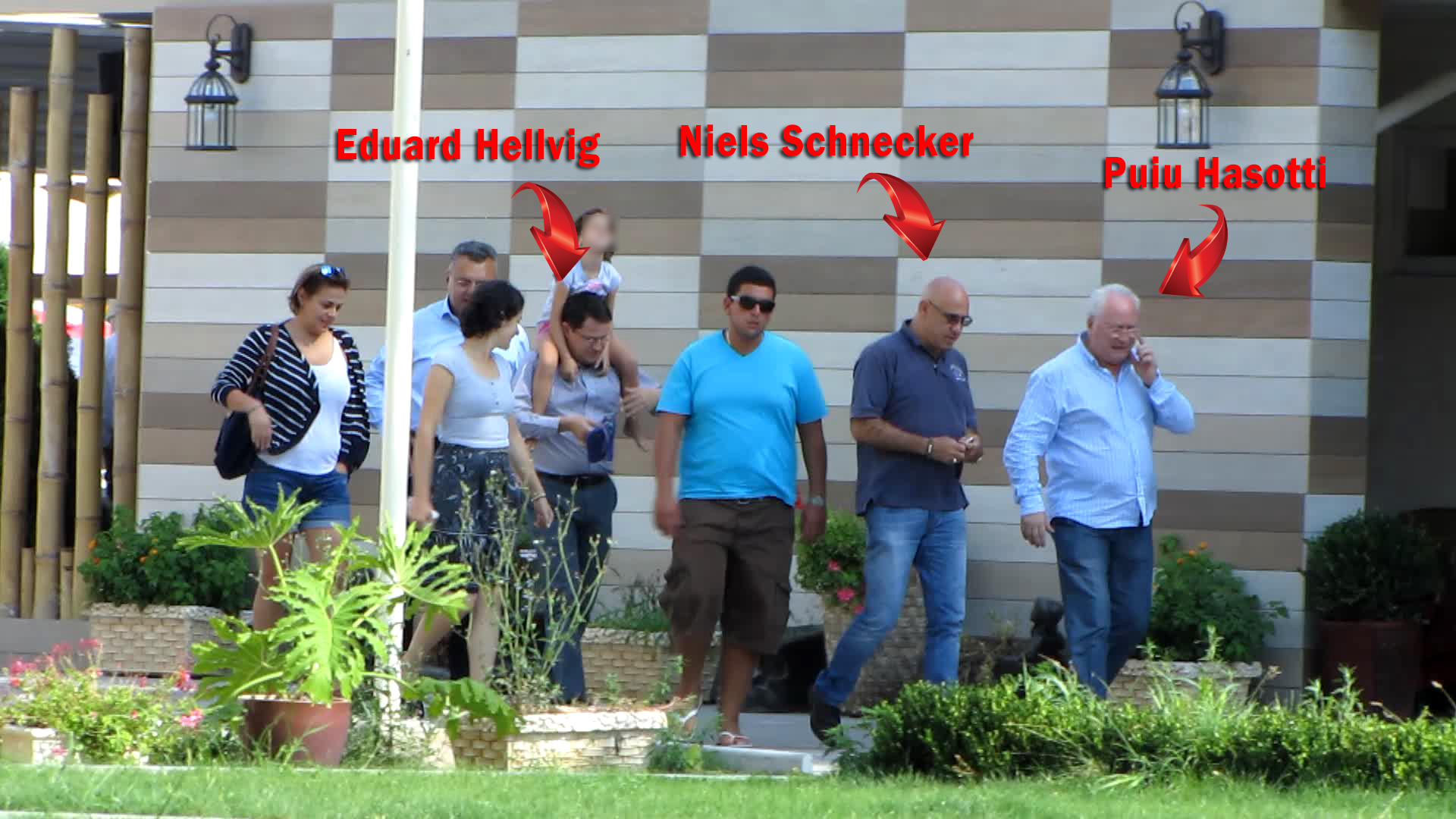 Liderii PNL au parasit in haita restaurantul de pe plaja