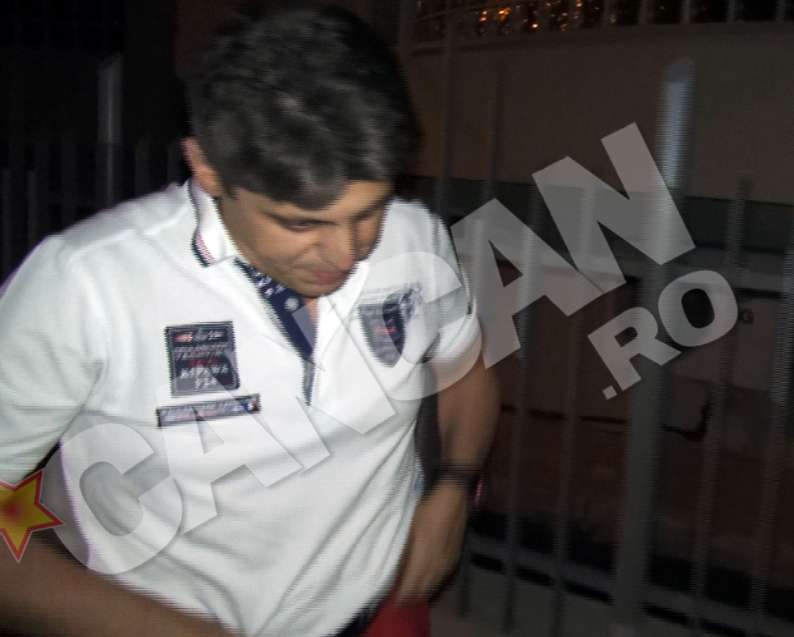 Talmacean a lovit camera de filmat dupa ce a coborat din masina