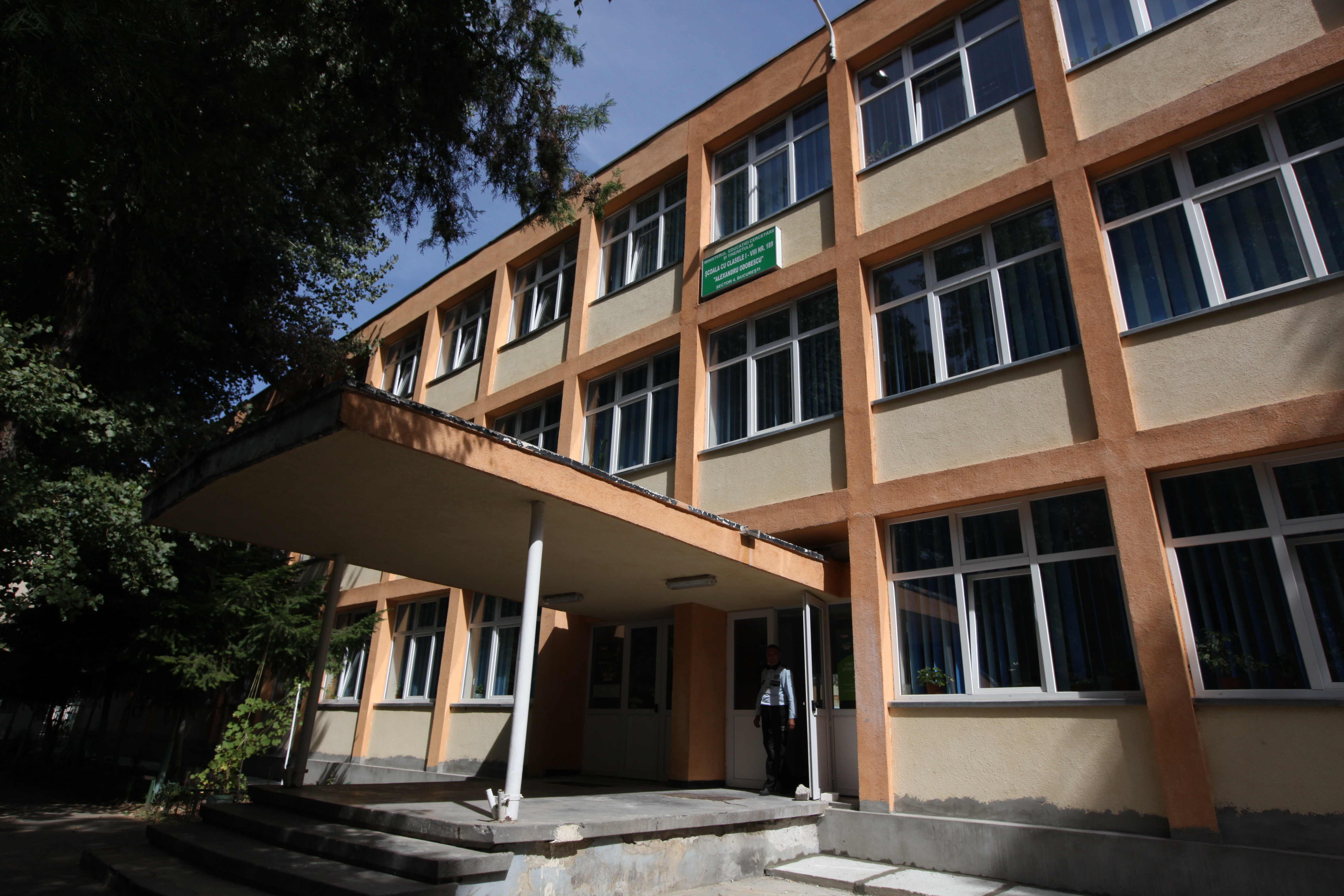 Scoala 189 din sectorul 4 a intrat in programul de modernizare