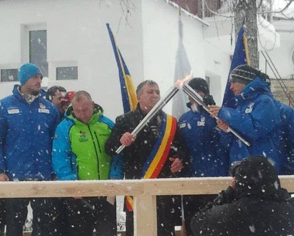 Edilul are o avere considerabila, printre care si mai multe bijuterii in valoare de zeci de mii de euro