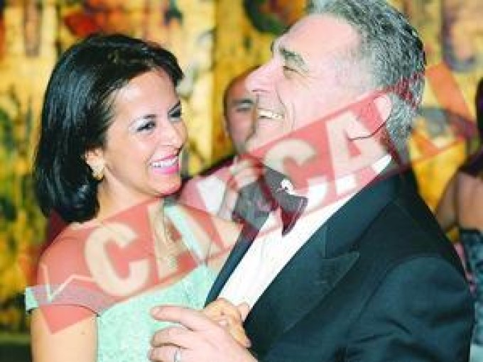 Giovani Becali este casatorit cu columbianca Stella de mai bine de 20 de ani