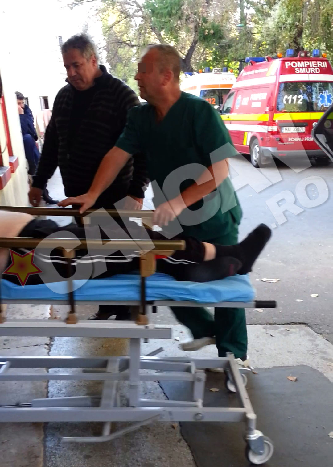 Iovan i-a stat mereu alaturi tatalui sau in timp ce acesta era dus pe targa in spital