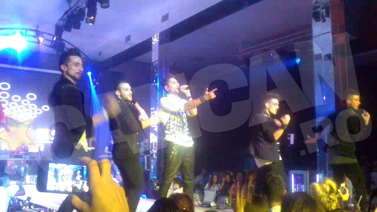 Incalzirea a functionat, iar Connect-R a facut show pe scena