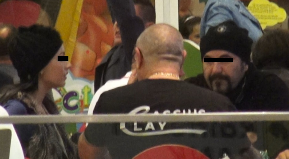 Oana incearca sa gaseasca explicatii, insa tatal ei nu accepta