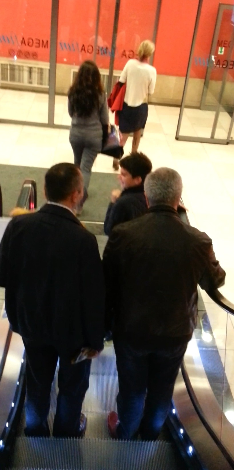 Tariceanu a iesit in oras cu niste prieteni de familie