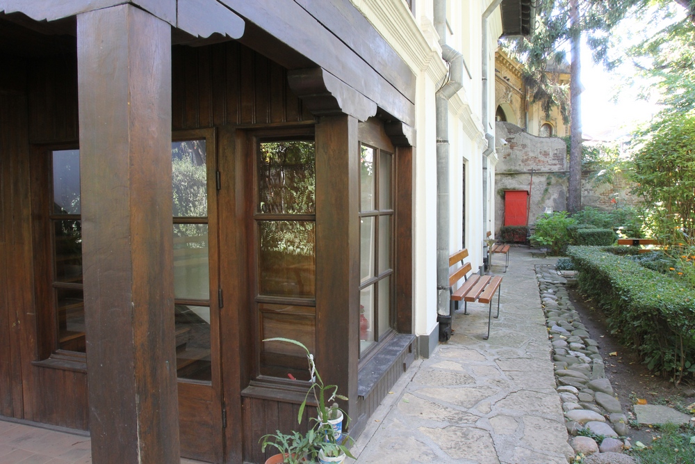 De-a lungul anilor casa a fost reabilitata de mai multe ori