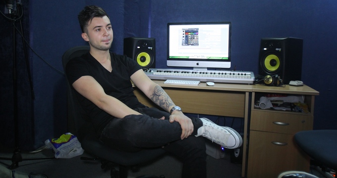 Tanarul Noni Razvan Ene a reprezentat Romania la Eurovision in 2004