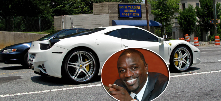Celebrul cantaret Akon a optat si el pentru o bijuterie facuta in Italia, la fel ca atacantul lui Dinamo