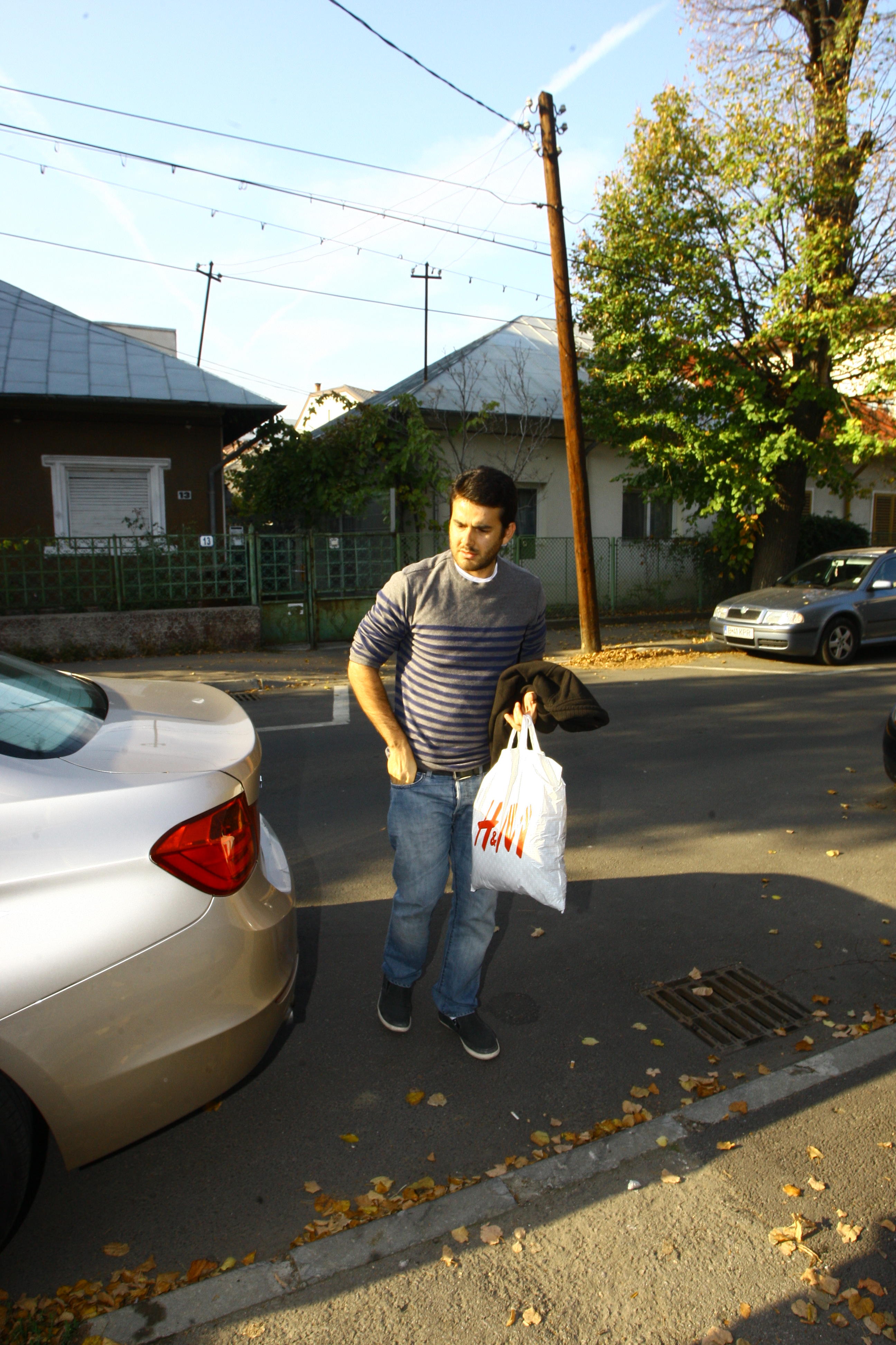 El este barbatul care locuieste acum in casa Andreei Raicu