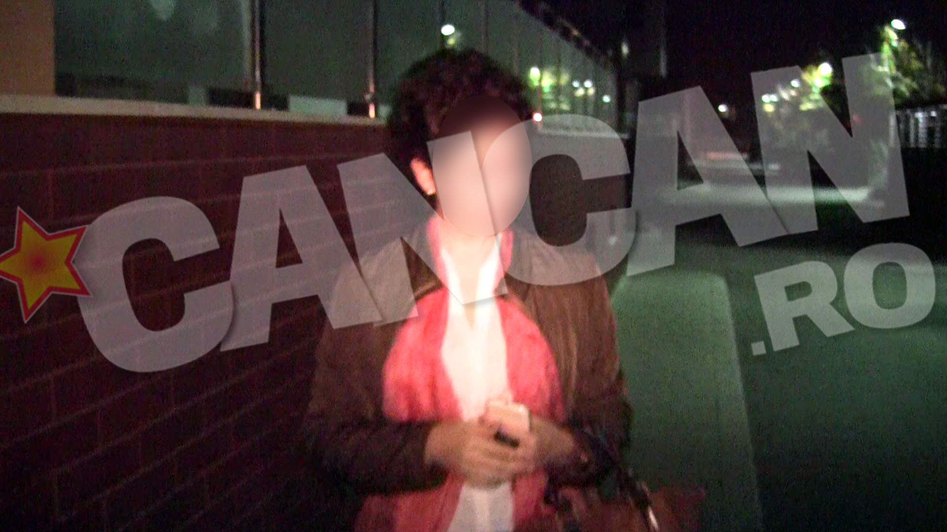 Medicul ginecolog a fost chemat de-acasa de catre Bianca