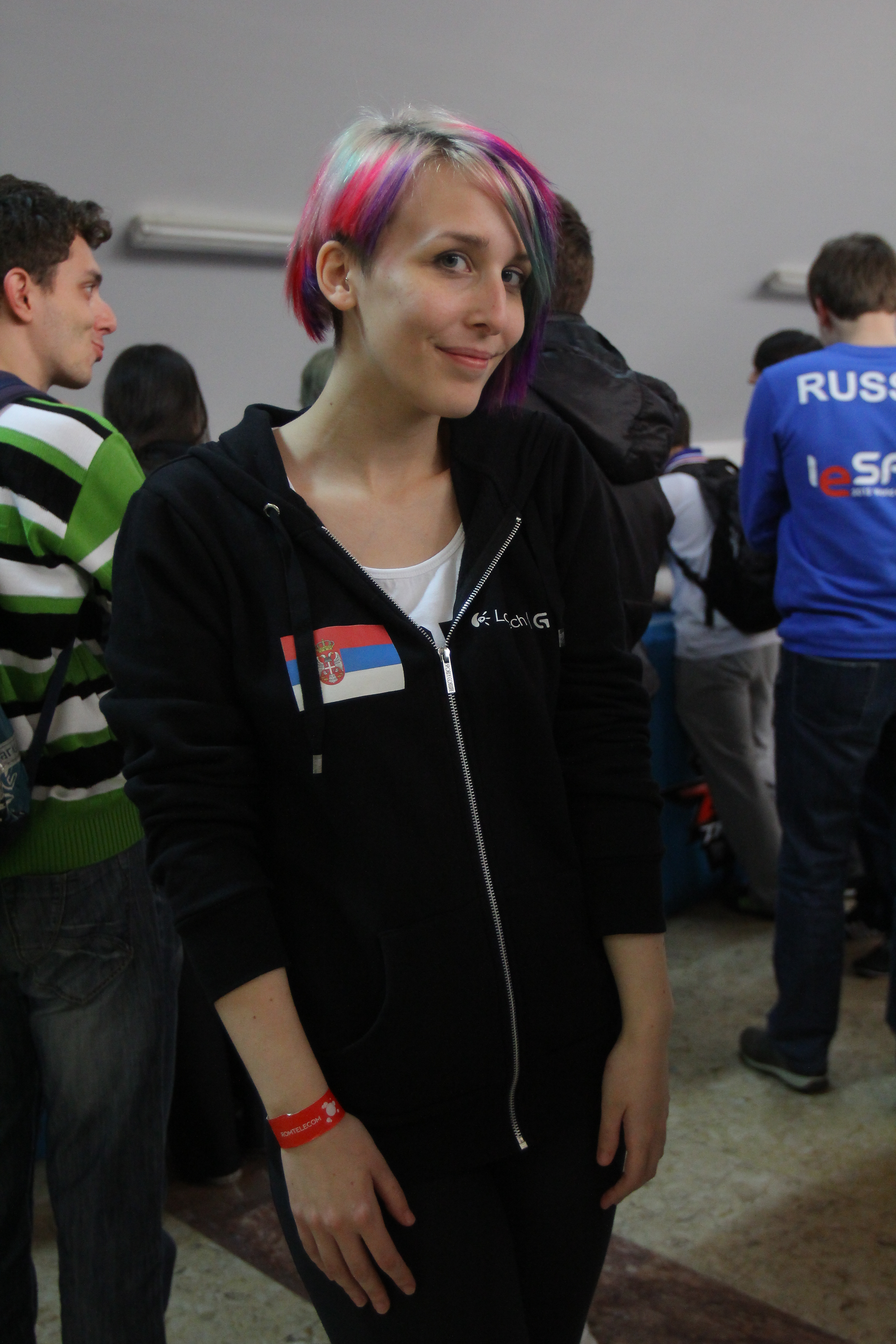 Sanja Dojuc din Serbia a luat bataie la Starcraft 2