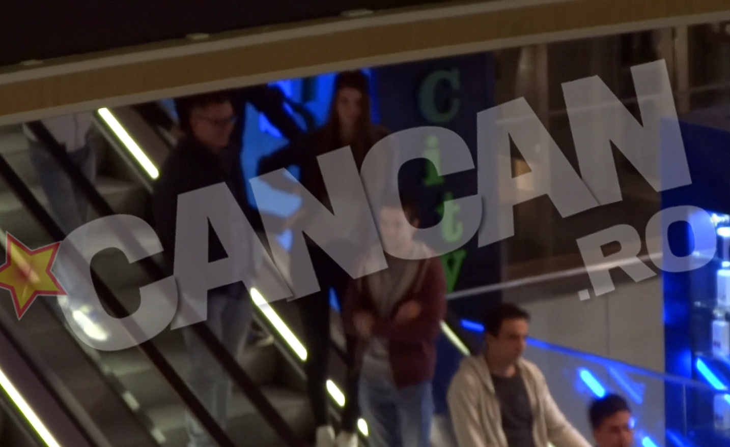 Lucian nu si-a pierdut zambetul nicio clipa alaturi de satena lui