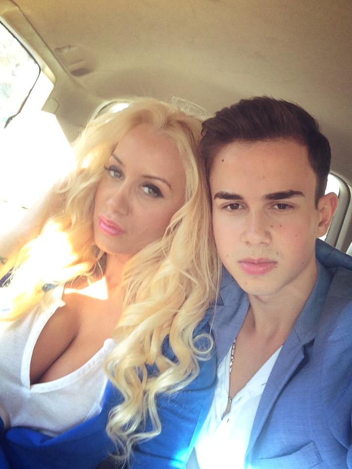 Simona Trasca si Franco au vorbit doua luni prin mesaje, pana s-au vazut