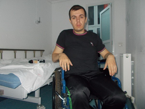 Florin Chechisan a fost internat in spital