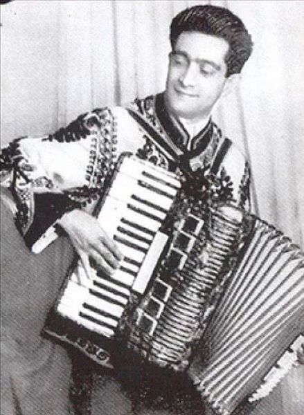 Artistul a devenit cunoscut dupa colaborarea cu Maria Tanase