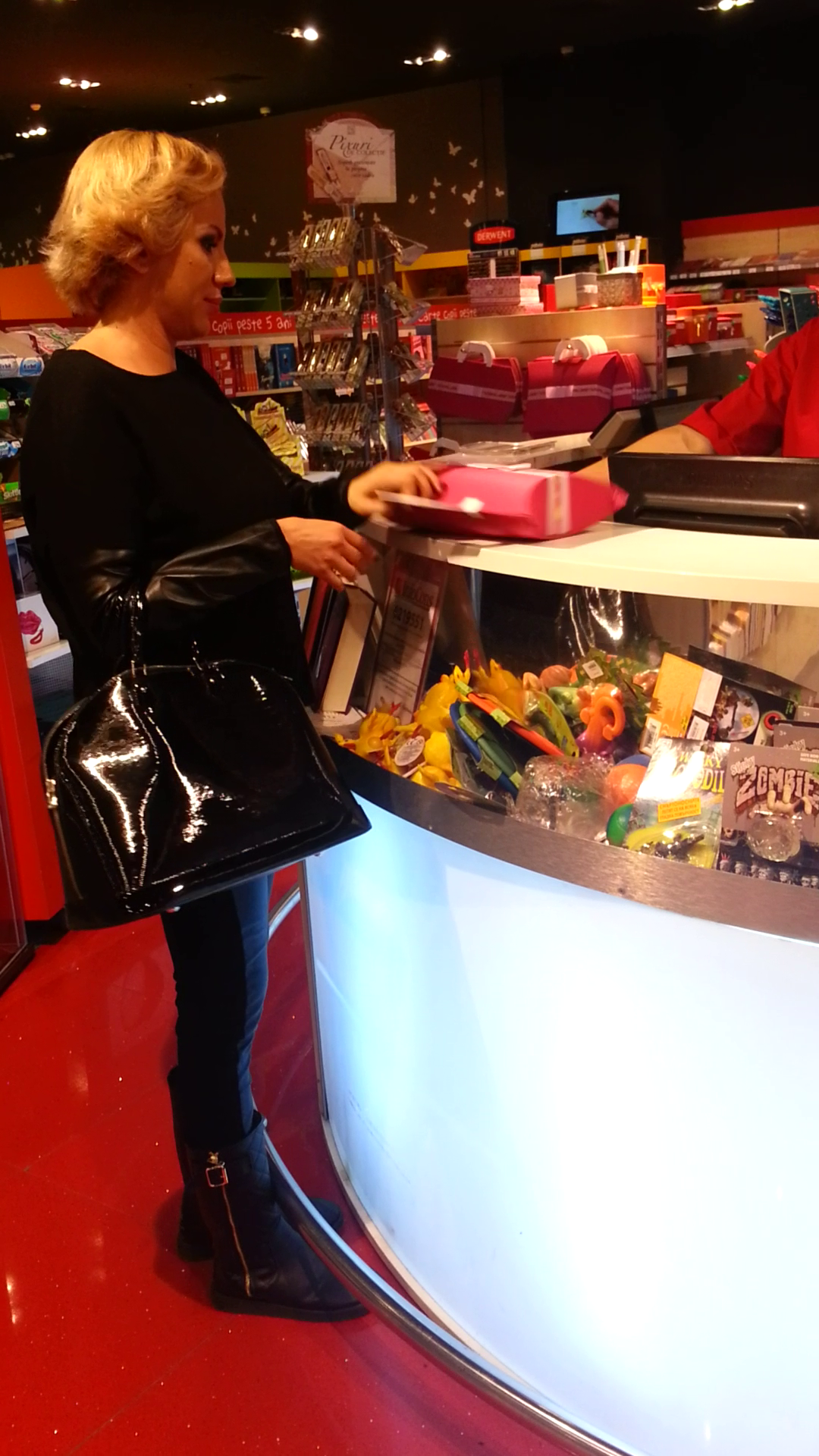 Vedeta a tinut ca darul sa fie cat mai frumos ambalat