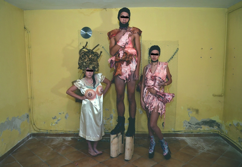 Hainele au fost inspirate din tinuta lui Lady Gaga