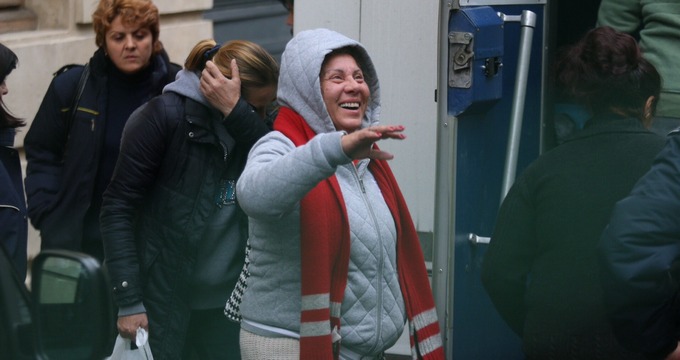 Lidia Balint escortata spre duba cu care va fi dusa inapoi la penitenciar