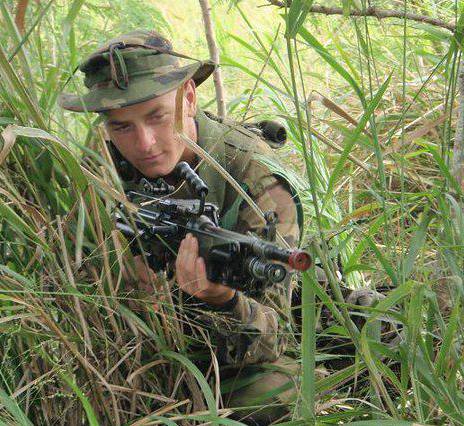 Tanarul a fost nevoit sa mearga in Legiune, pentru a scapa de unele probleme