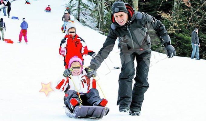 In perioada in care familia Truica era unita, miliardarul petrecea mult timp impreuna cu gemenele Maria si Natalia