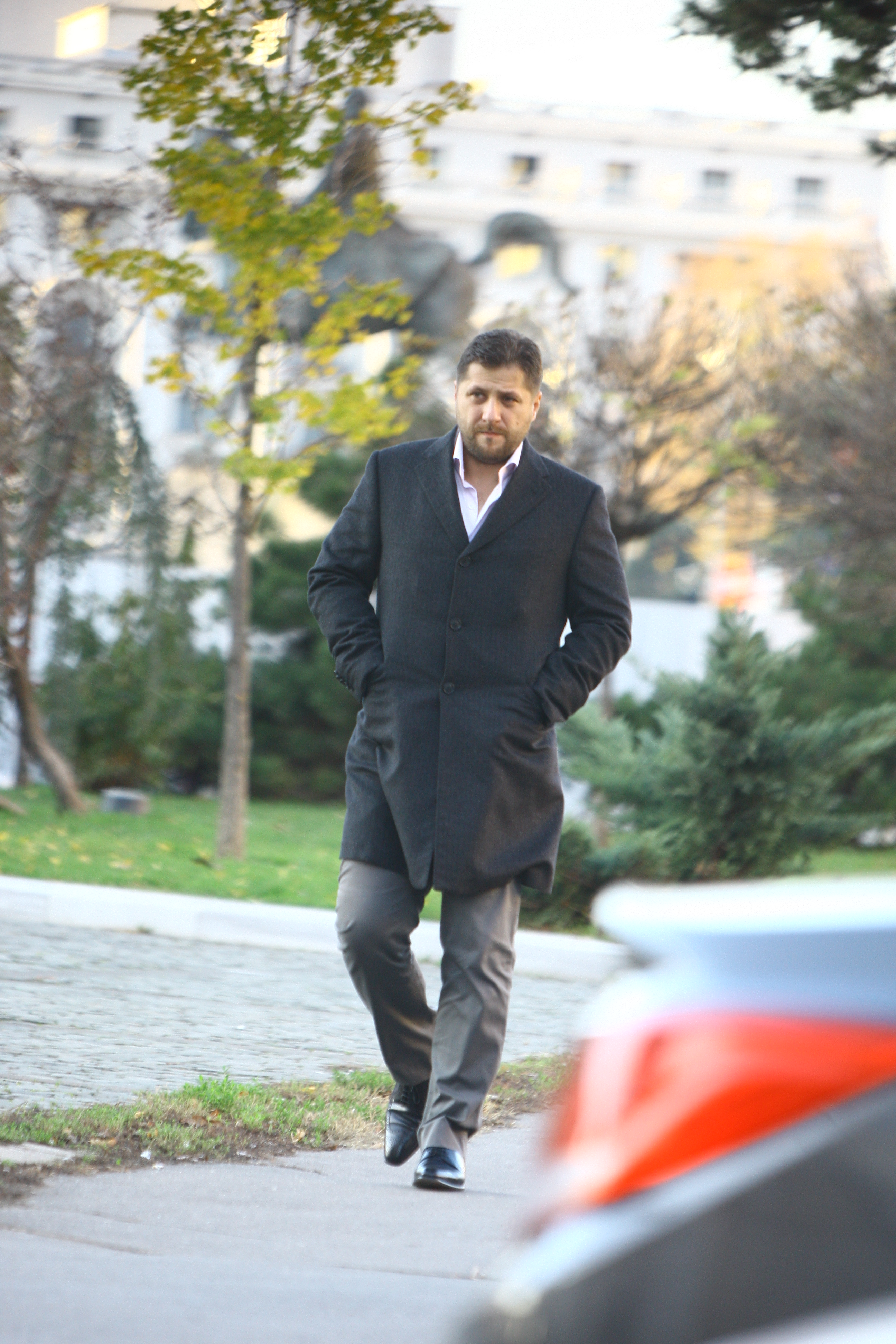 Radu s-a chinuit patru luni pentru a o cuceri pe Ioana Basescu