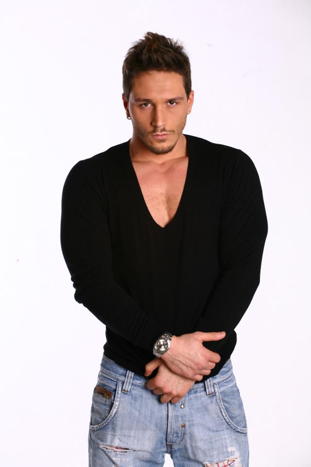 Andrei Jilavu a declarat la CANCAN TV ca sarutul a fost o gluma