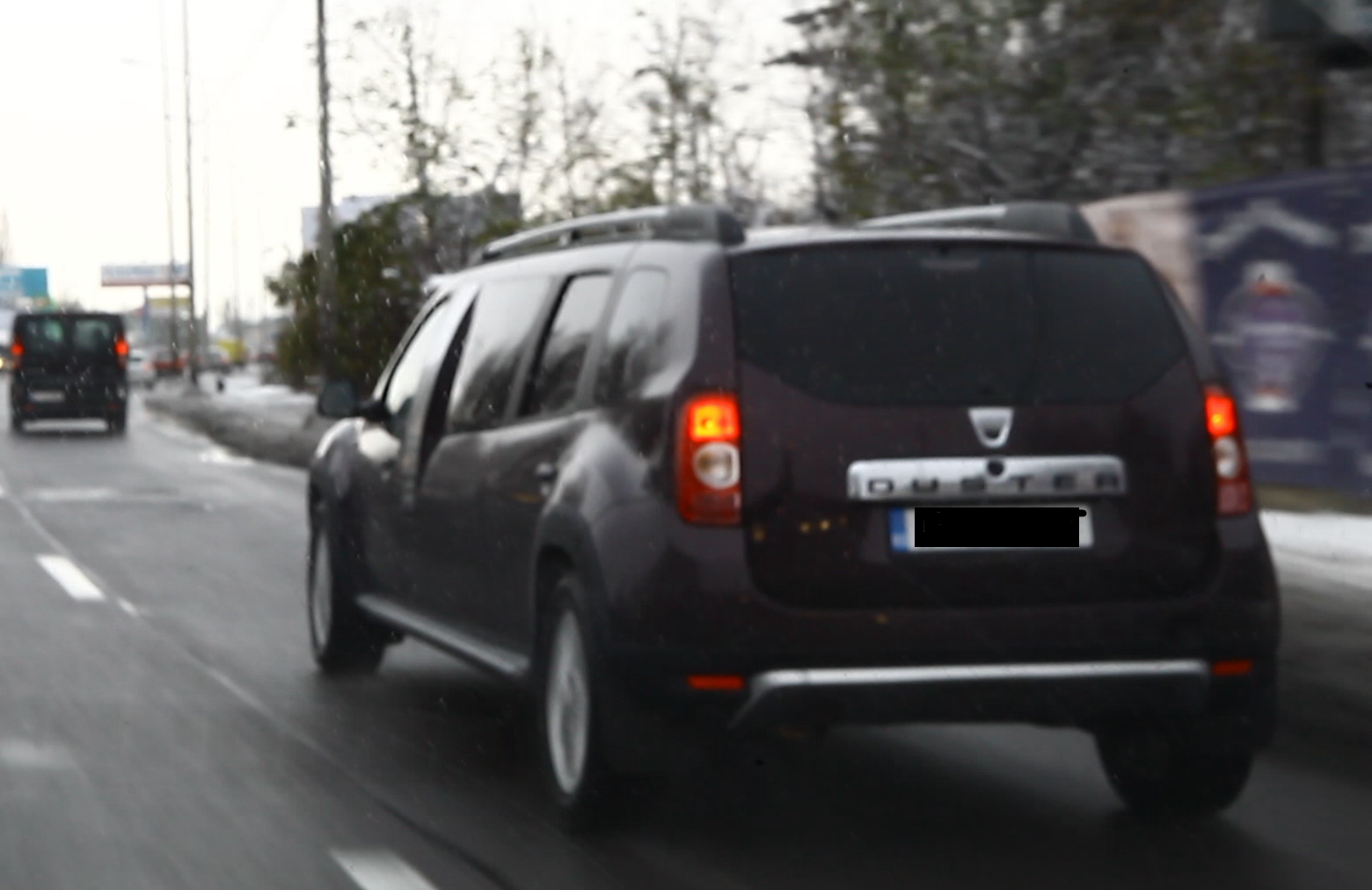Aparitie socanta pe drumurile din Bucuresti, limuzina starneste uimirea soferilor.
