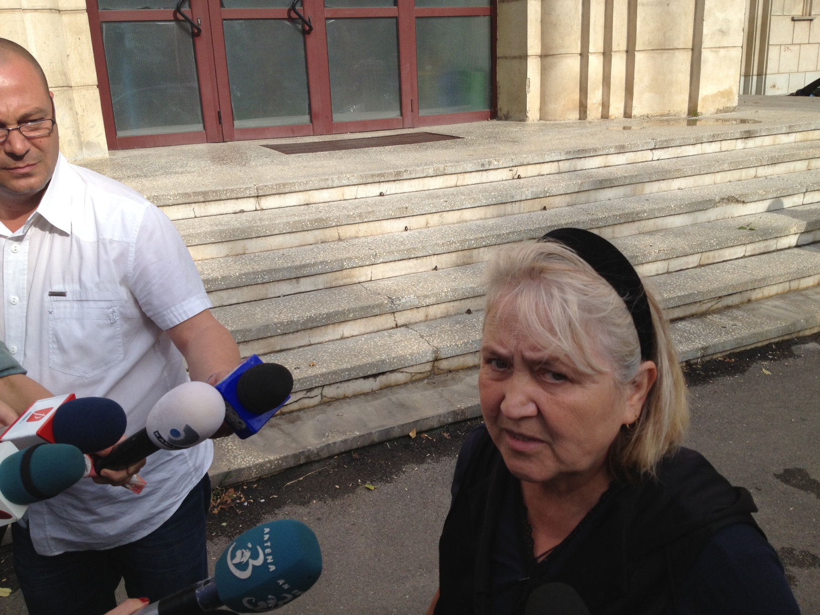 Aurica Anghel a declarat ca nu este de acord cu eutanasierea cainilor maidanezi