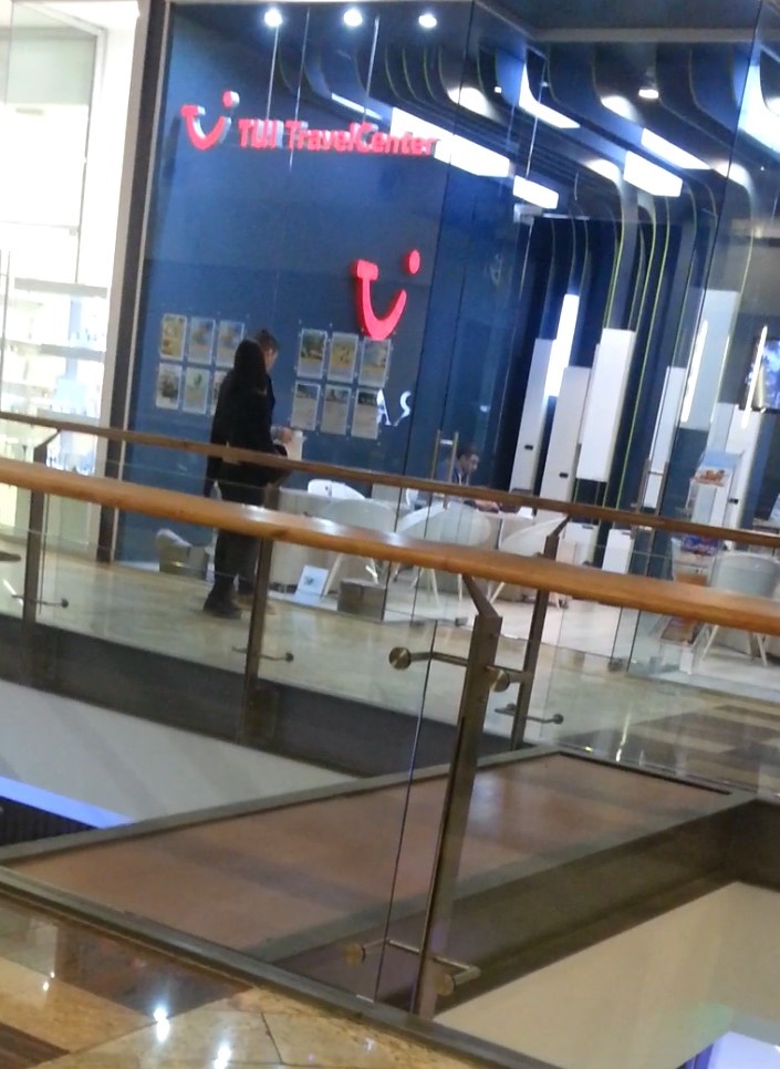 Fotbalistul si iubita isi cauta cel mai probabil o vacanta romantica de Sarbatori