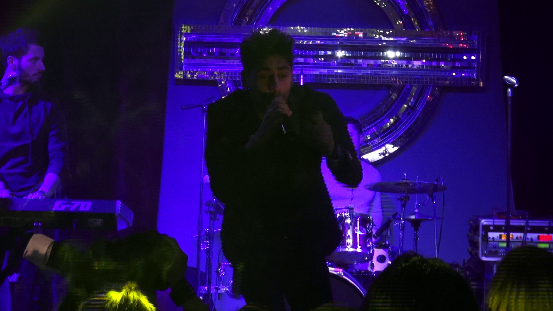 Fanii au cantat la unison cu Connect-R