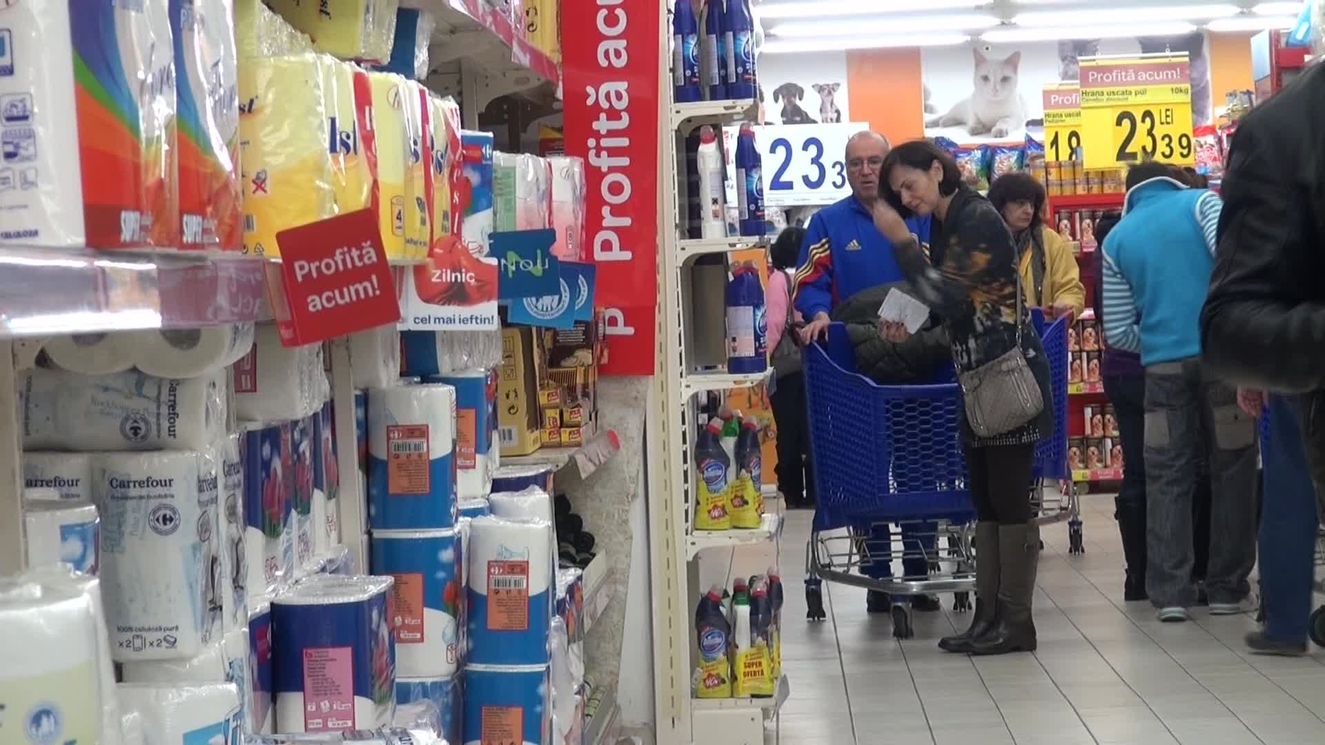 Titi Dumitriu si-a insotit sotia la cumparaturi