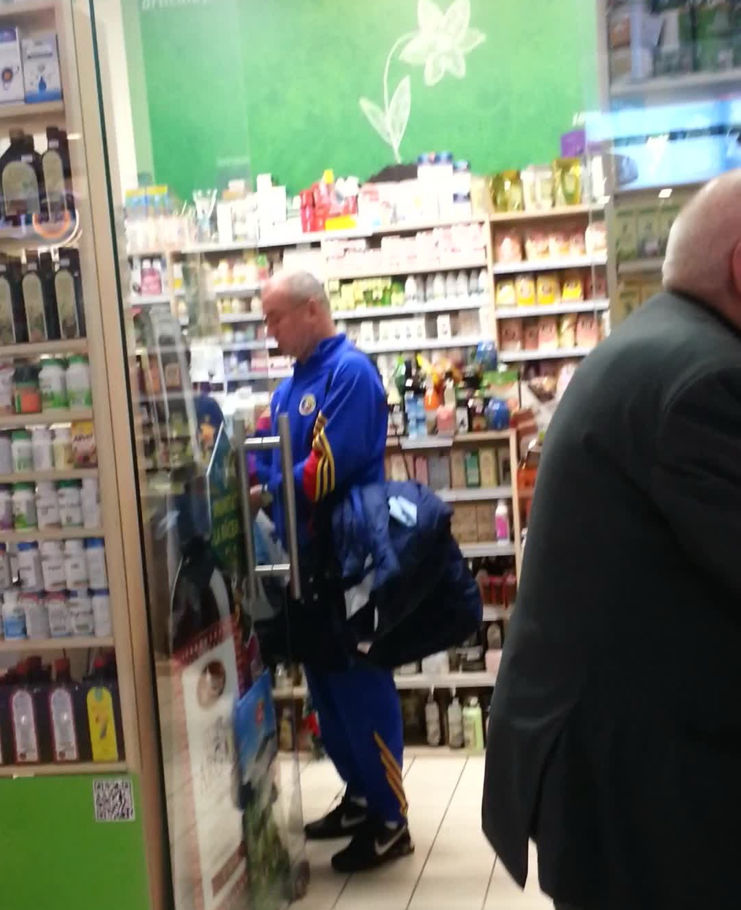 A cumparat medicamente pe baza de plante