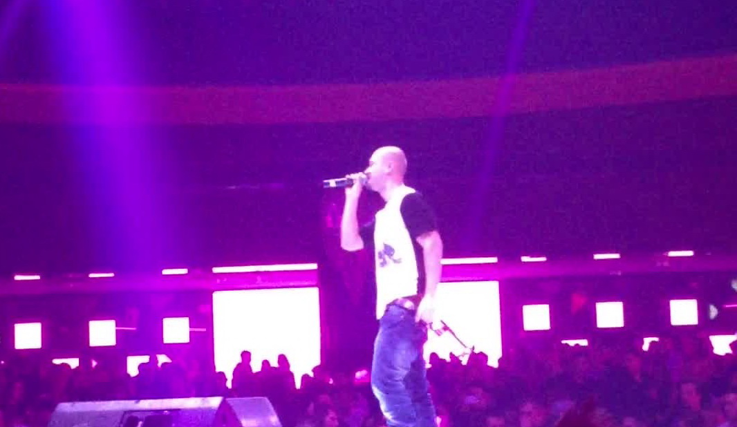 Puya a facut un spectacol de zile mari